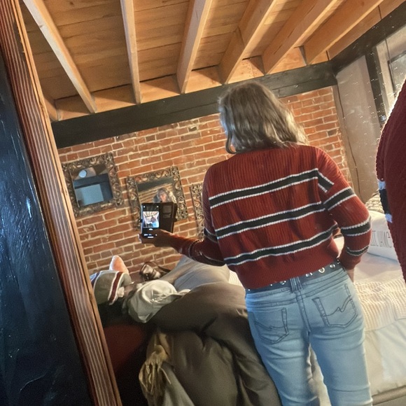 Cozy striped sweater - Picture 3 of 4